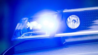 Bild: Lino Mirgeler/dpa
Vier Menschen wurden bei der Auseinandersetzung leicht verletzt. (Symbolbild)