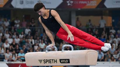 Bild: Hendrik Schmidt/dpa
Timo Eder siegt auch bei der zweiten WM-Qualifikation der Turner.