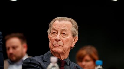 Bild: Kay Nietfeld/dpa
Verlangt von der SPD Mut bei Sozialreformen: der Ex-Parteivorsitzende Franz Müntefering. (Archivbild)
