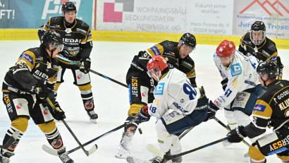 Bild: Hubert Ziegler
Der ERSC Amberg verlor das Testspiel gegen den ERV Schweinfurt deutlich.