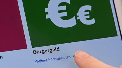 Bild: Jens Kalaene/dpa
Kriminelle Banden haben das Bürgergeld als Betrugsmöglichkeit entdeckt. (Symbolbild)