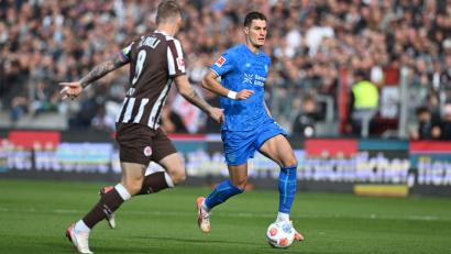 Bild: Carmen Jaspersen/dpa
Patrick Schick verletzte sich im Spiel beim FC St. Pauli und fällt vorest aus.
