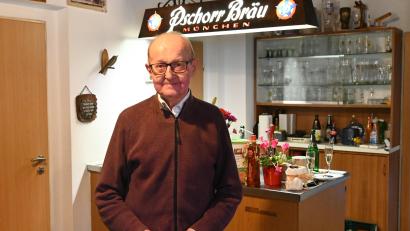 Bild: kki
Auf stolze 95 Jahre kann der für sein Alter topfitte Gastwirt Johann Eckl zurückblicken.
