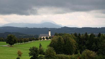 Bild: Felix Hörhager/dpa
In Bayern bleibt das Wetter wechselhaft und kühl – zum Wochenende wird es sonnig und mild. (Symbolfoto)