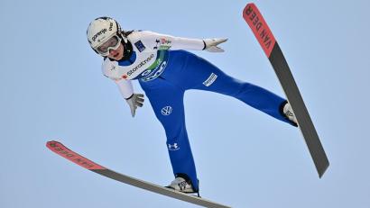 Bild: Hendrik Schmidt/dpa
Springt bei der WM: Tina Erzar.