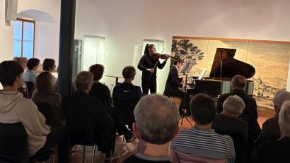 Bild: Marko Pammer
Carolina Brem und Josef Huber spielten im Nabburger Zehentstadel Werke von Brahms, Mozart und Beethoven.