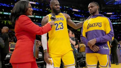 Bild: Eric Thayer/AP/dpa
LeBron James spielt bei den Los Angeles Lakers mit seinem ältesten Sohn Bronny James. (Archiv-Foto)