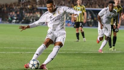 Bild: Alikhan Sariyev/AP/dpa
Kylian Mbappe trifft für Real Madrid nach Belieben.
