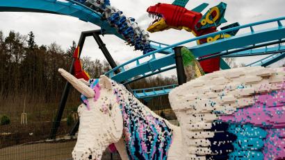 Bild: Stefan Puchner/dpa
Das Legoland Deutschland Resort im schwäbischen Günzburg gehört zu den größten Freizeitparks in Bayern. (Archivbild)