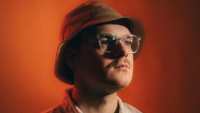 Bild: Daniel Ruff/exb
Marlin Beach ist das Projekt des Regensburger Produzenten und Songwriters Lucas Adlhoch.
