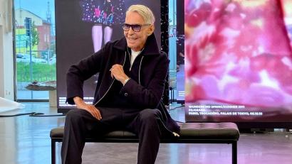 Bild: Monika Wendel/dpa
Designer, Maler, Zeichner und Bildhauer - Wolfgang Joop (80) sitzt in der neuen Ausstellung über sein Lebenswerk.