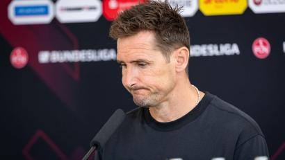Bild: Daniel Karmann/dpa
Schwierige Zeit als Nürnberger Trainer: Miroslav Klose.