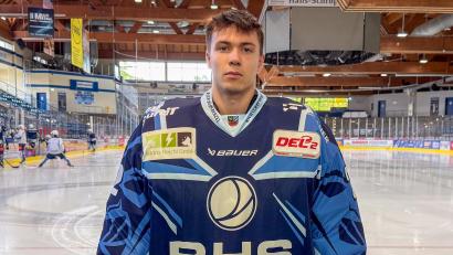 Bild: Christian Kaminsky/exb
Mit sofortiger Wirkung unterstützt Sebastian Wieber per Förderlizenz von den Straubing Tigers die Blue Devils Weiden.