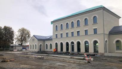 Archivbild: wro
Der Bund der Steuerzahler moniert in seinem Schwarzbuch die Kostensteigerungen beim Wiesauer Kulturbahnhof. Die Marktgemeinde sieht sich zu unrecht gerügt.
