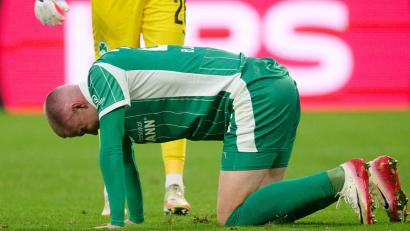 Bild: Bernd Thissen/dpa
Brynjar Bjarnason droht als einer von mehreren Fürth-Profis gegen Hannover auszufallen. (Archivfoto)
