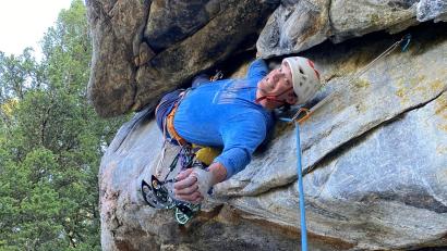 Bild: Dylan Miller/Dylan Miller/AP/dpa
Der US-Extremsportler hatte so manche abenteuerliche Klettertour gemeistert. (Archivbild).