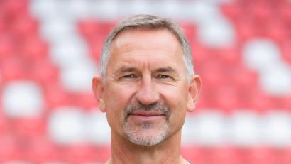 Bild: Photo-Studio Büttner/exb
Achim Beierlorzer ist nicht mehr Geschäftsführer Sport beim SSV Jahn Regensburg.