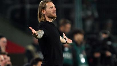Bild: Federico Gambarini/dpa
Auch ohne neuen Sportchef geht es für Interimscoach Eugen Polanski am Sonntag um seine Zukunft bei den Profis