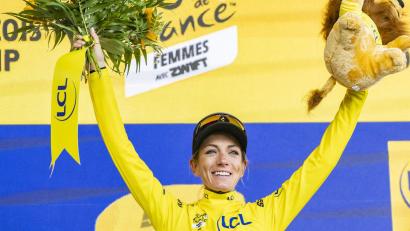 Bild: Jean-Christophe Bott/KEYSTONE/dpa
Pauline Ferrand-Prévot hatte im August die Tour de France der Frauen gewonnen. (Archivbild)