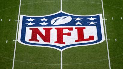 Bild: Sven Hoppe/dpa
Der frühere NFL-Quarterback Mark Sanchez ist bei einer Messerstecherei verletzt worden. (Archivbild)