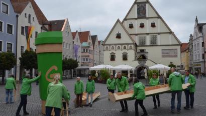 Bild: Kunz
So wurde der Becher aus Holz gebaut.