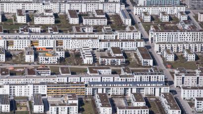 Bild: Sven Hoppe/dpa
Der Wohnungsmangel in Deutschland zieht nach Analyse des Pestel-Instituts mittlerweile die gesamtwirtschaftliche Entwicklung in Mitleidenschaft. (Symbolbild)