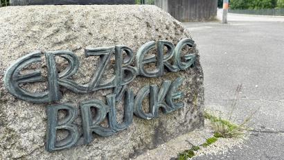 Symbolbild: Petra Hartl
Aufgrund von Felssicherungsarbeiten kommt es in Amberg am Erzberg zu Verkehrseinschränkungen.