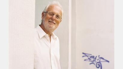 Bild: Joachim Gem/exb
Hubert Winkels stellt sein Buch in Sulzbach-Rosenberg vor.