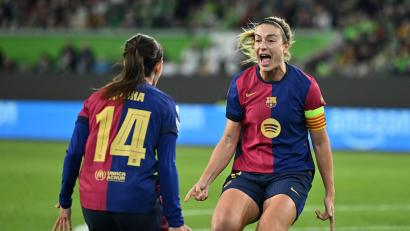 Bild: Swen Pförtner/dpa
Die vielfach ausgezeichneten Aitana Bonmatí und Alexia Putellas jubeln auch gegen den FC Bayern (Archivbild)