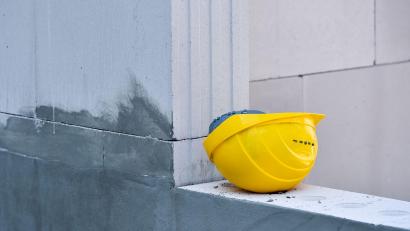 Bild: picture alliance / Patrick Pleul/dpa-Zentralbild/dpa
Wohnungsbauunternehmen haben in Deutschland seit vielen Jahren (zu) wenig zu tun, obwohl der Bedarf in vielen Städten immens ist. (Symbolbild)