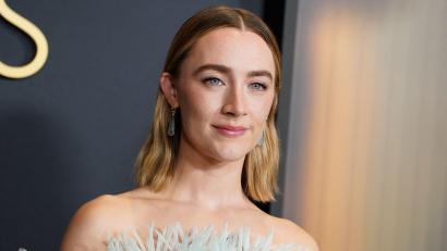 Bild: Jordan Strauss/Invision via AP/dpa
Saoirse Ronan soll sich vor der Filmkamera in Linda McCartney verwandeln. (Archivfoto)