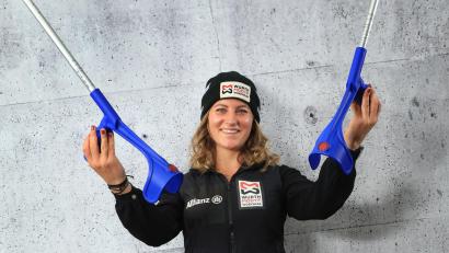 Bild: Karl-Josef Hildenbrand/dpa
Derzeit an Krücken: Snowboarderin Ramona Hofmeister