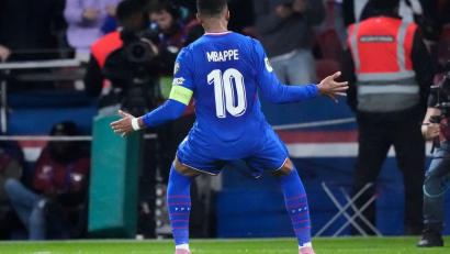 Bild: Michel Euler/AP/dpa
Erst Torjubel, dann Verletzung: Kylian Mbappé muss eine Zwangspause einlegen.