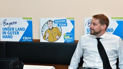 Archivbild: Petra Hartl
Matthias Schöberl rückt zur Seite. Der CSU-Fraktionschef im Amberger Stadtrat, tritt 2026 nicht mehr für den Stadtrat an.