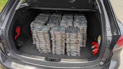 Bild: Bundespolizei
Die Bundespolizei stellte 6000 Böller bei einer Kontrolle in Waldsassen sicher.
