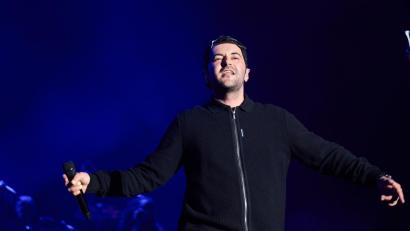 Bild: Annette Riedl/dpa
Nach der Absage eines Konzerts im Rahmen einer Ausstellung des Satirikers Jan Böhmermann hat sich nun auch der Rapper Chefket geäußert. (Archivbild)