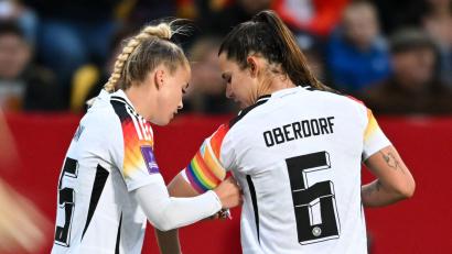 Bild: Sebastian Gollnow/dpa
Das Bayern-Duo mit Giulia Gwinn (l.) und Lena Oberdorf kehrt ins Nationalteam zurück
