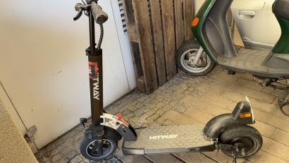 Bild: Polizei Schwandorf
Der in Schwandorf sichergestellte E-Scooter.