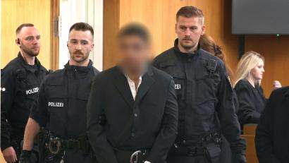 Bild: Karl-Josef Hildenbrand/dpa
Der Beschuldigte wurde nach der Tat in einem psychiatrischen Krankenhaus untergebracht.