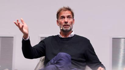 Bild: Jan Woitas/dpa
Ex-Coach Jürgen Klopp ist nun auch in Diensten der DFL. (Archivfoto)