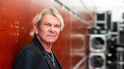 Bild: Michael Matthey/dpa
Der Hit „Verdammt ich lieb' dich“ ist Ausgangspunkt für eine Tour von Schlagerstar Matthias Reim im kommenden Jahr. (Archivbild)