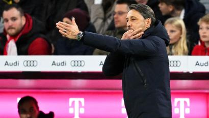 Bild: Sven Hoppe/dpa
Dortmund-Trainer Niko Kovac ärgert sich im Topspiel in München über den Schiedsrichter.