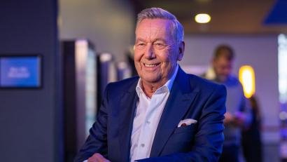 Bild: Guido Kirchner/dpa
Roland Kaiser ist mit 73 Jahren sehr fit - weil er entsprechend lebt. (Archivbild)