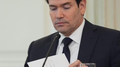 Bild: Evan Vucci/AP/dpa
Das US-Außenministerium warnt vor einer Verletzung der Waffenruhe durch die Hamas. (Archivbild)