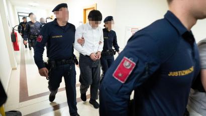 Bild: Georg Hochmuth/APA/dpa
Sechs Jugendliche wurden verurteilt. (Archivbild)