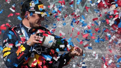 Bild: Eric Gay/AP/dpa
Derzeit fast unschlagbar: Max Verstappen.