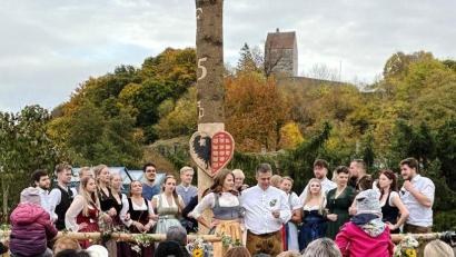 Bild: jp
Beim Gstanzlsingen der Pfaffenhofener Kirwaleit wurden lokale Verfehlungen wieder auf die Schippe genommen