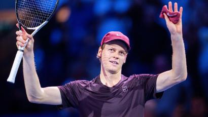Bild: Georg Hochmuth/APA/dpa
Sieger nach weniger als einer Stunde: Jannik Sinner.