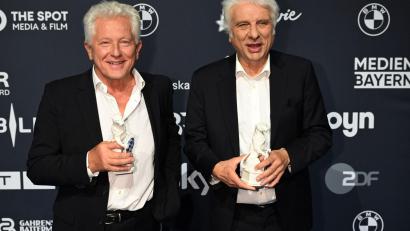 Bild: Felix Hörhager/dpa
Die beiden Münchner „Tatort“-Ermittler Miroslav Nemec und Udo Wachtveitl haben den Ehrenpreis des Ministerpräsidenten erhalten.