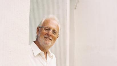 Bild: Joachim Gern
Hubert Winkels präsentiert sein Buch „Die Hände zum Himmel“ im Literaturarchiv Sulzbach-Rosenberg.